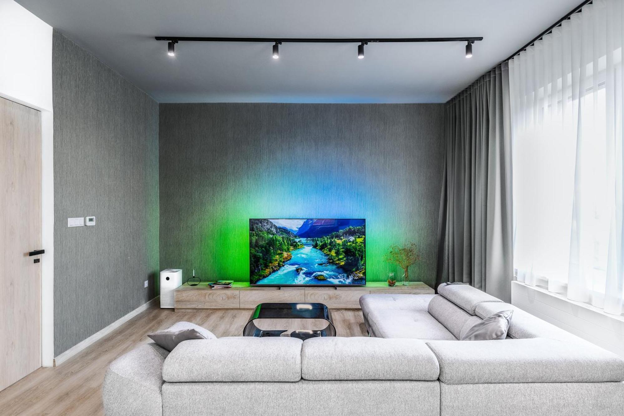 Chalupku - Luxurious Apartment 70M2 In Direct Centrum With Parking Included, Air-Conditioned, Balcony, Quiet Sleep, Best In Town Besztercebánya Kültér fotó